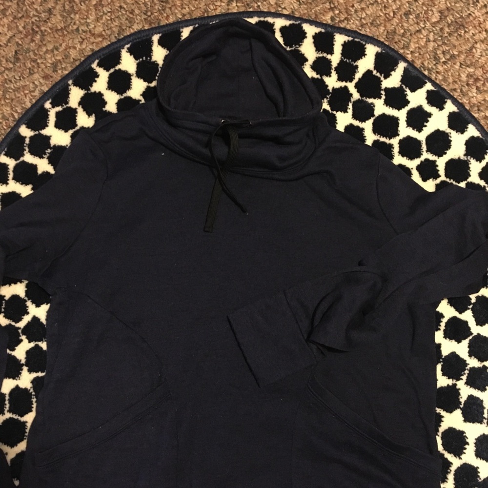 Workout sweater